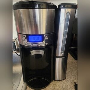 Hamilton Beach BrewStation 12-Cup Drip-Dispensing Coffee Maker